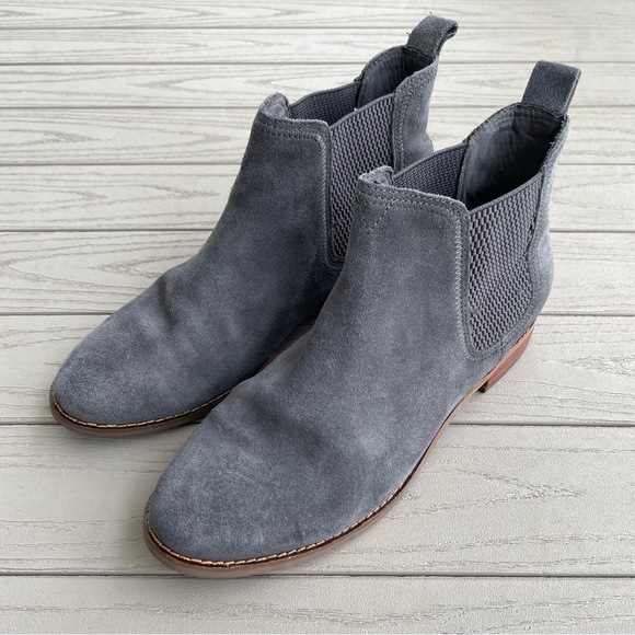 TOMS Forged Iron Grey Suede Ella Ankle Booties 7.5 - Picture 2 of 9